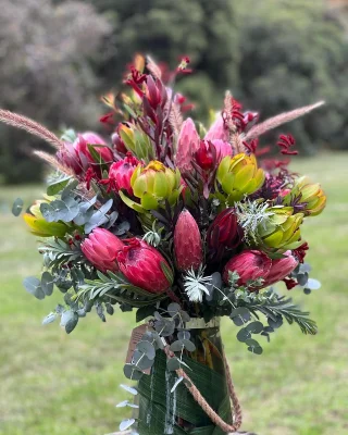 Garden Fresh Mixed Stems image 1